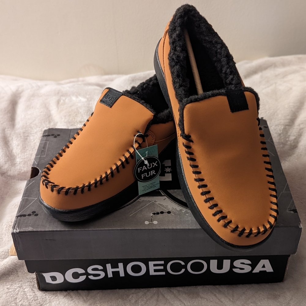 DC Villain 2 Men's Slip-on